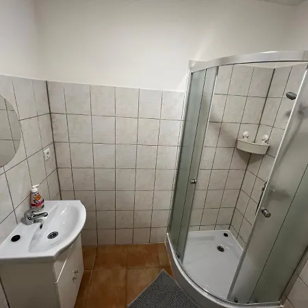 Jó Minőségű Lakások Kiváló Közlekedés Mellett Apartamento
